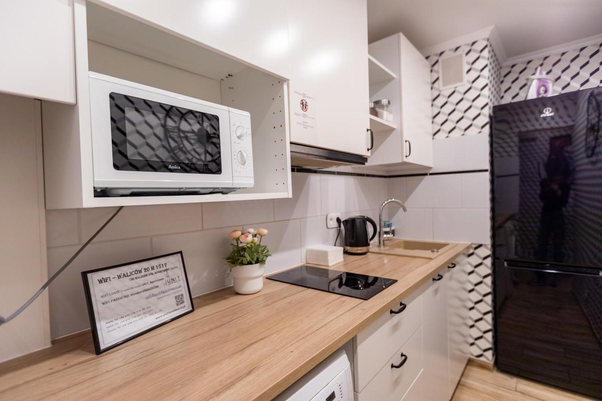 Unitapartament Short Rent Apartment In Warsaw By Metro Station Rondo Onz Apart With 3Bedrooms 22 외부 사진