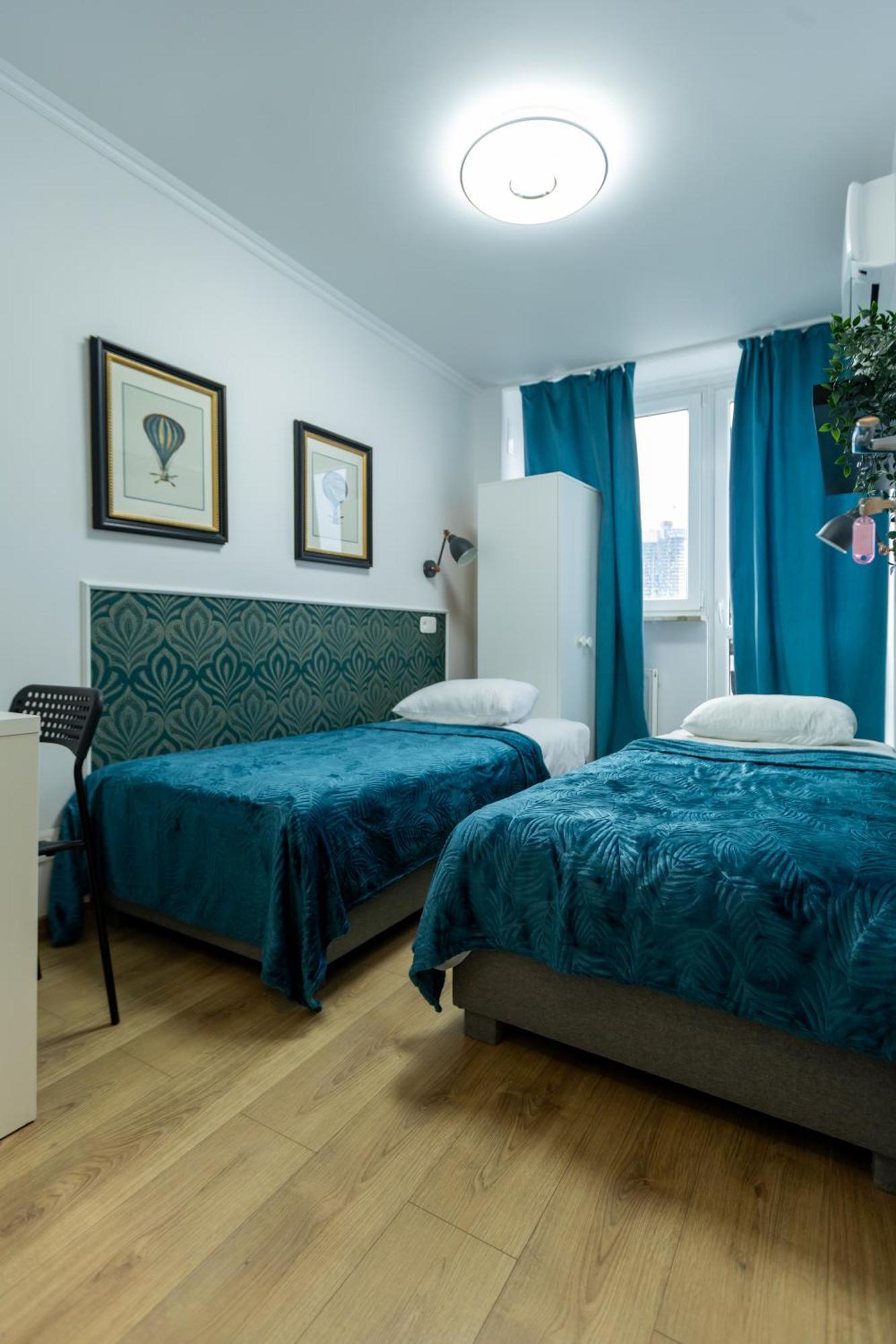 Unitapartament Short Rent Apartment In Warsaw By Metro Station Rondo Onz Apart With 3Bedrooms 22 외부 사진