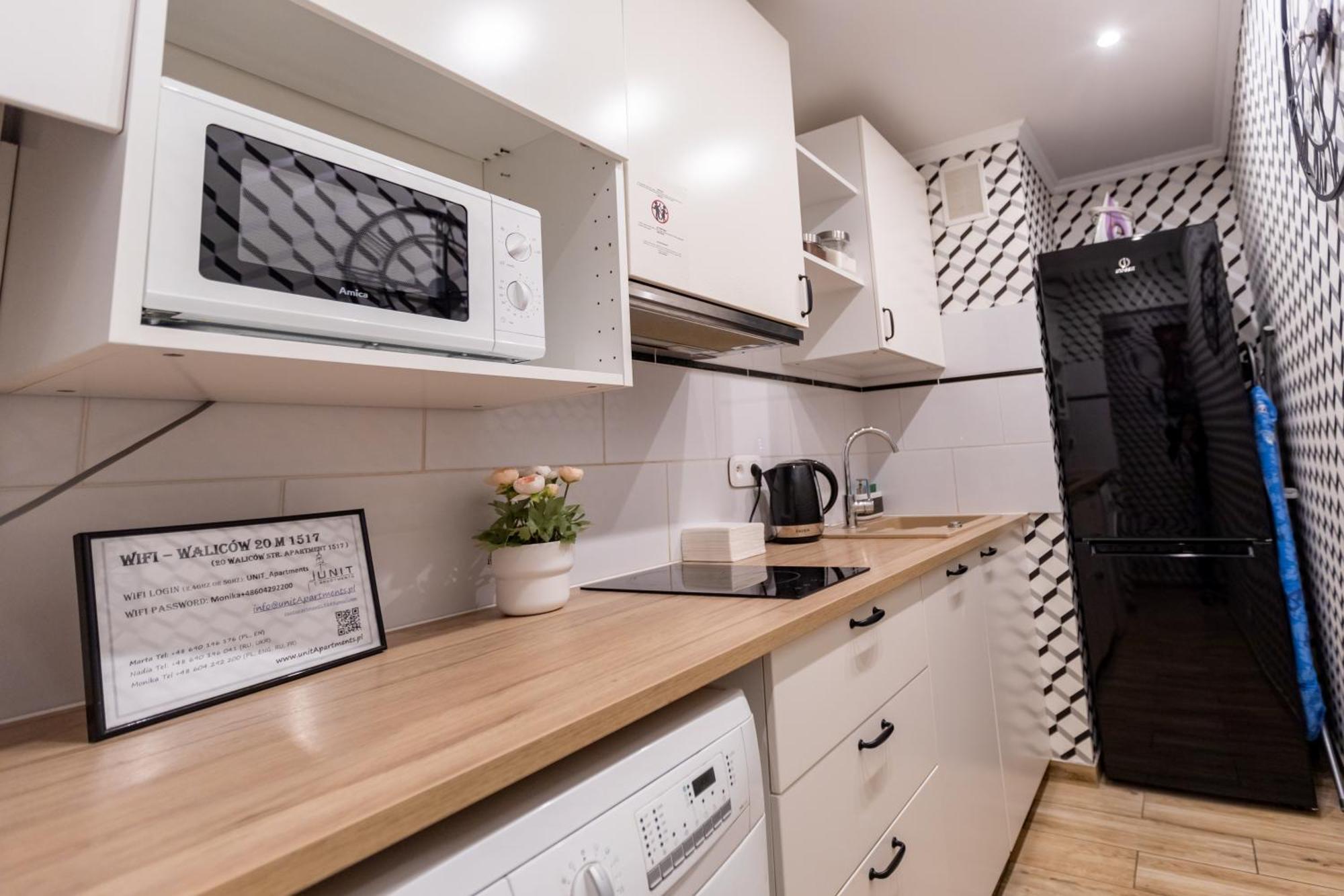 Unitapartament Short Rent Apartment In Warsaw By Metro Station Rondo Onz Apart With 3Bedrooms 22 외부 사진