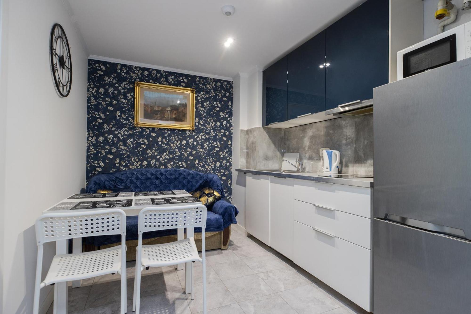 Unitapartament Short Rent Apartment In Warsaw By Metro Station Rondo Onz Apart With 3Bedrooms 22 외부 사진