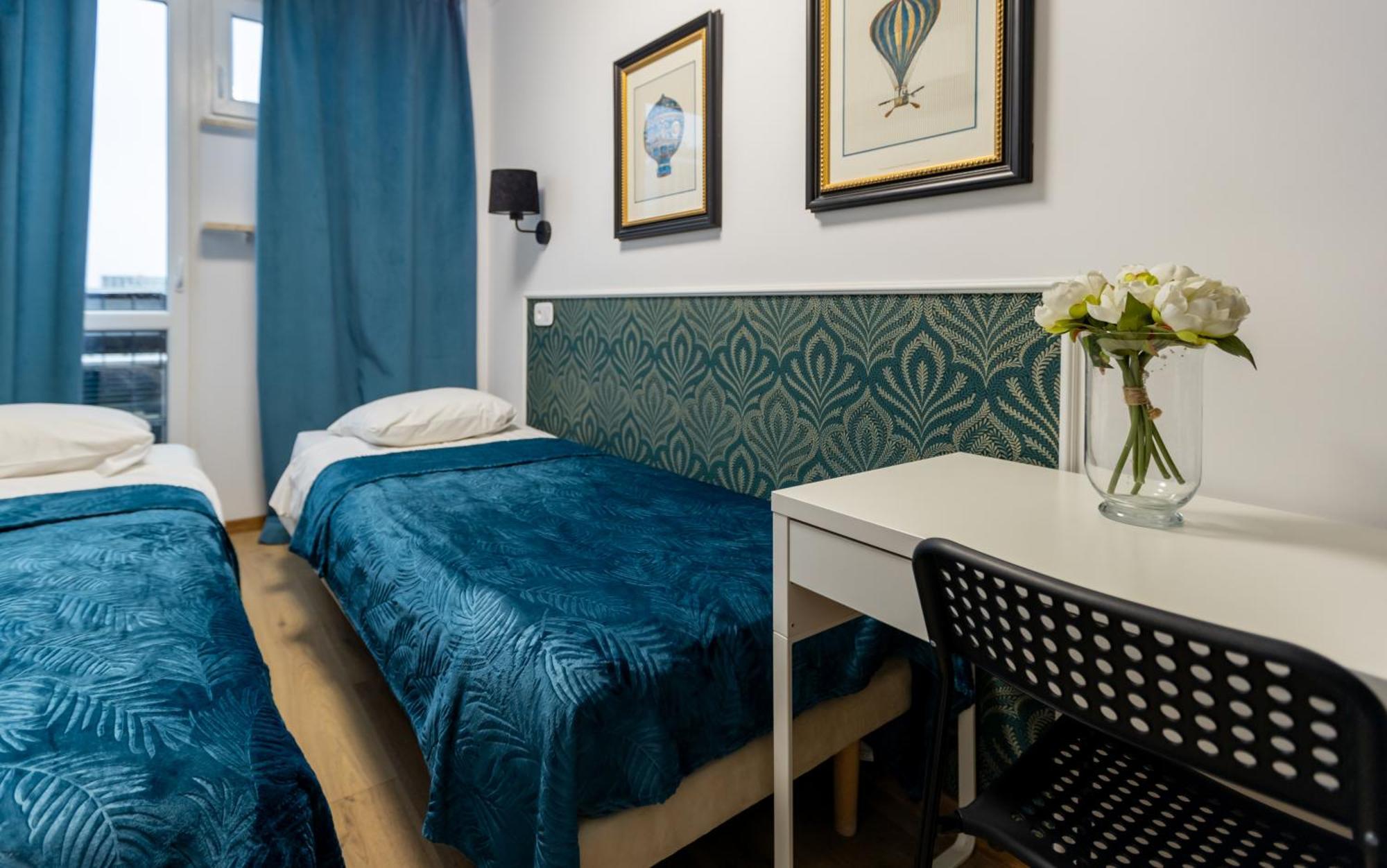 Unitapartament Short Rent Apartment In Warsaw By Metro Station Rondo Onz Apart With 3Bedrooms 22 외부 사진