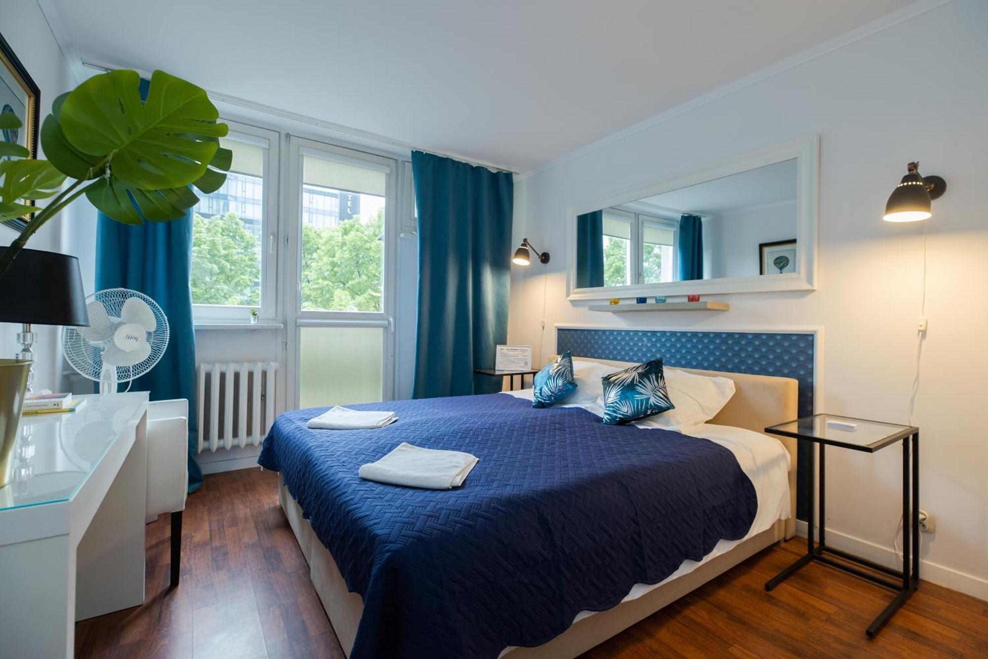 Unitapartament Short Rent Apartment In Warsaw By Metro Station Rondo Onz Apart With 3Bedrooms 22 외부 사진