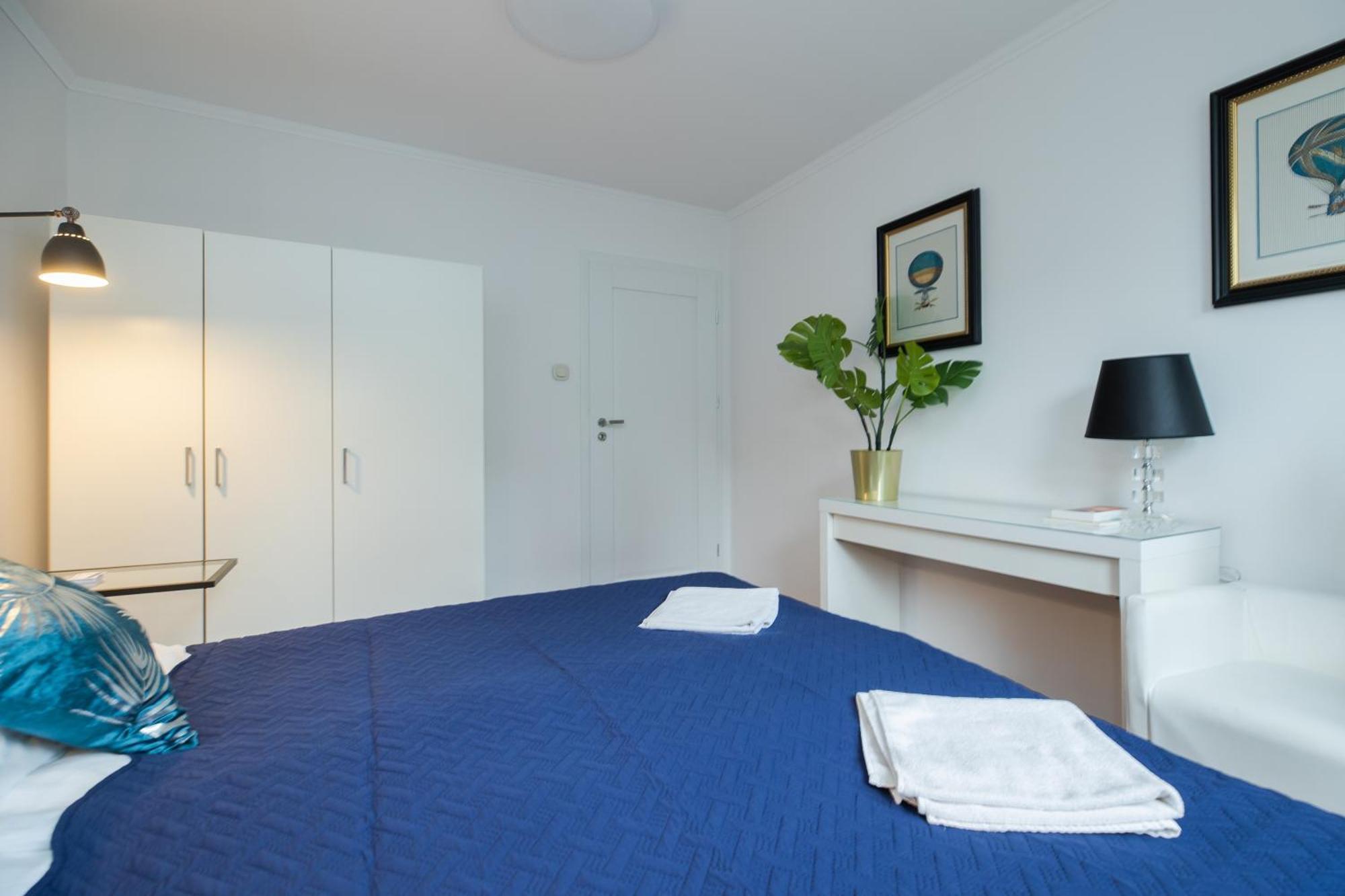 Unitapartament Short Rent Apartment In Warsaw By Metro Station Rondo Onz Apart With 3Bedrooms 22 외부 사진