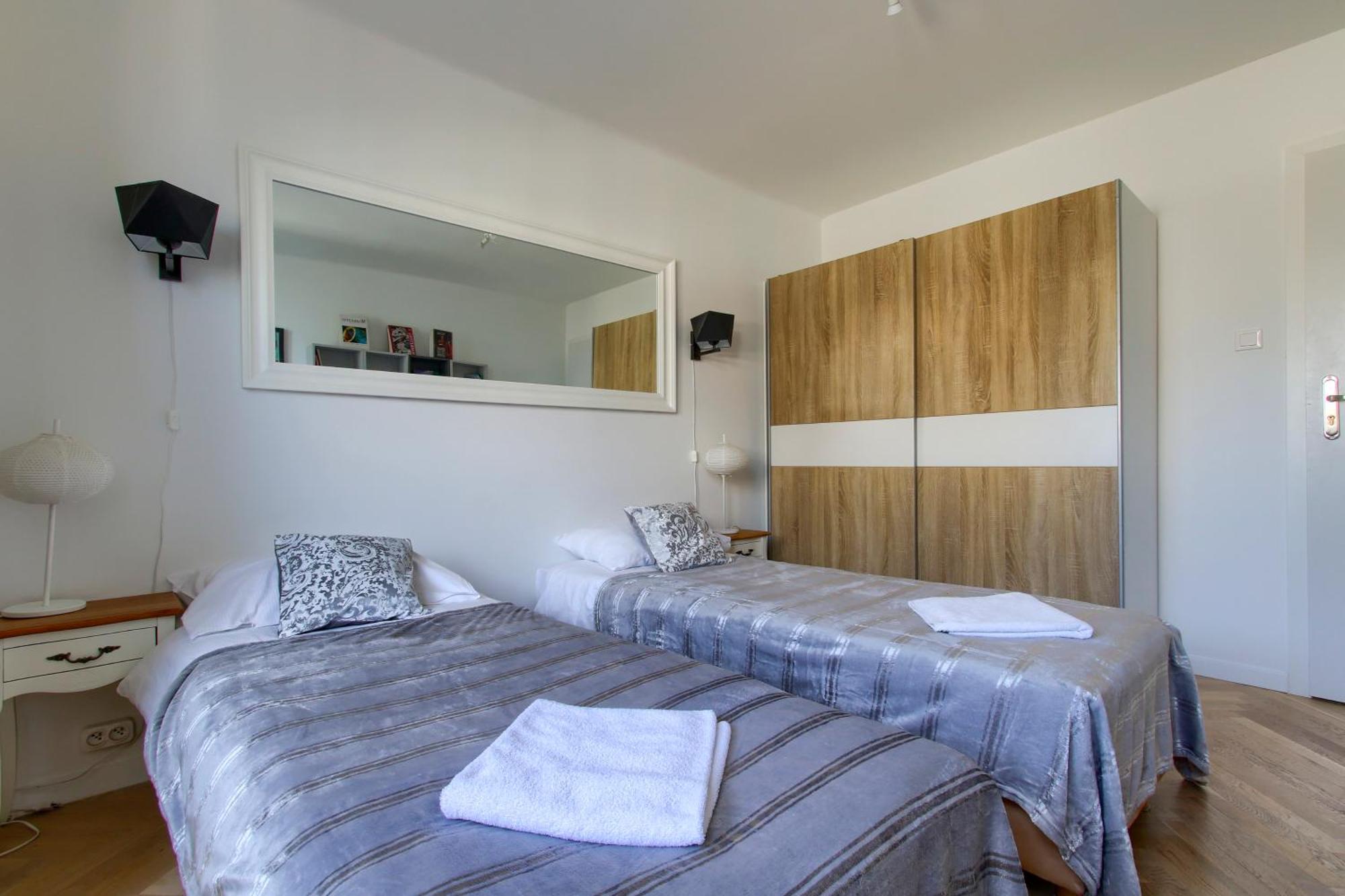 Unitapartament Short Rent Apartment In Warsaw By Metro Station Rondo Onz Apart With 3Bedrooms 22 외부 사진