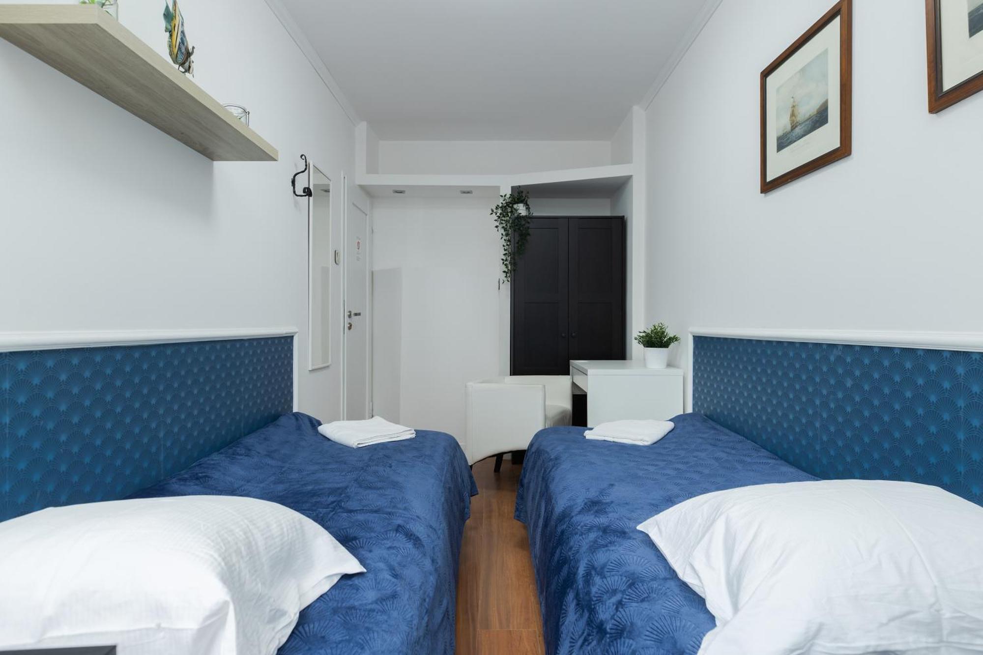 Unitapartament Short Rent Apartment In Warsaw By Metro Station Rondo Onz Apart With 3Bedrooms 22 외부 사진